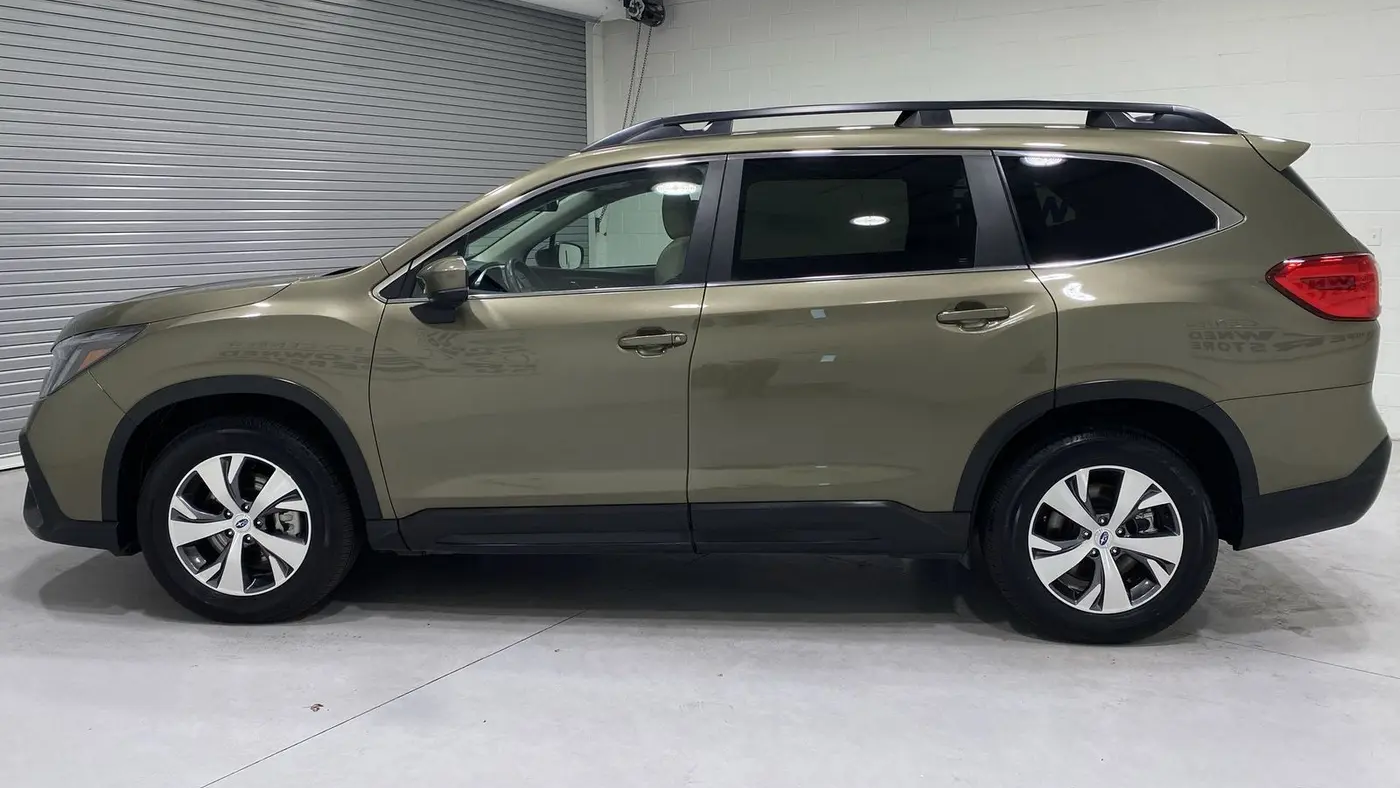 2025 Subaru Ascent Premium 8-Passenger