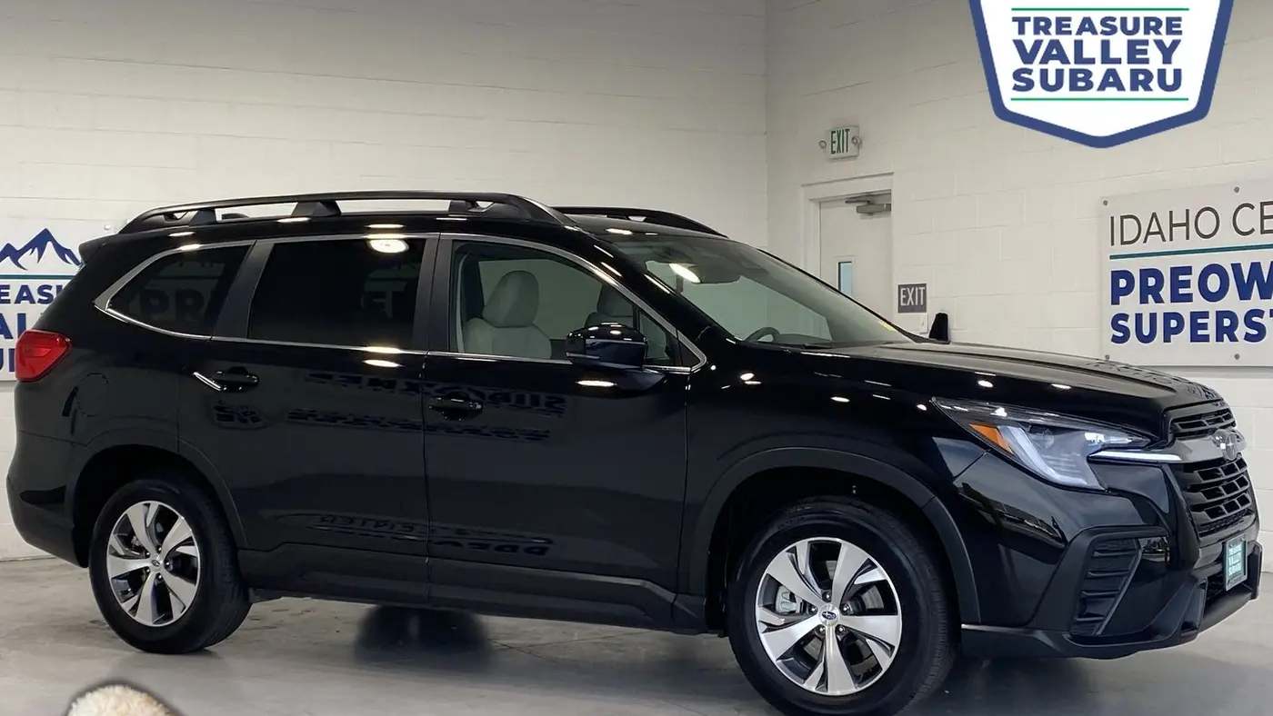 Preowned 2025 Subaru Ascent Premium 8-Passenger for Sale