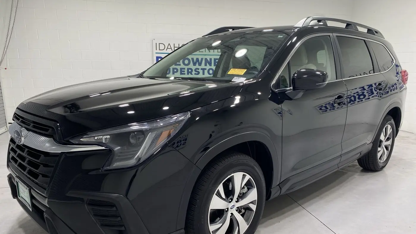 2025 Subaru Ascent Premium 8-Passenger
