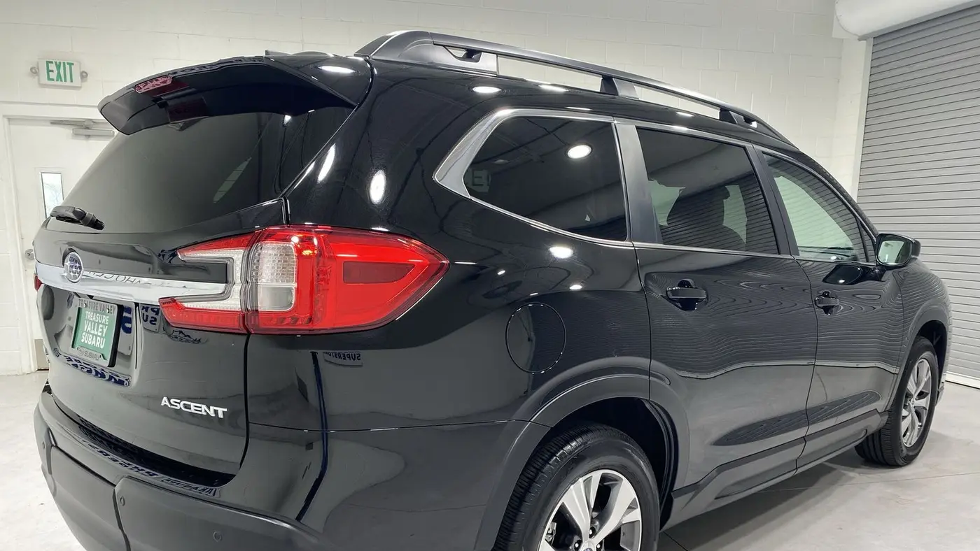 2025 Subaru Ascent Premium 8-Passenger