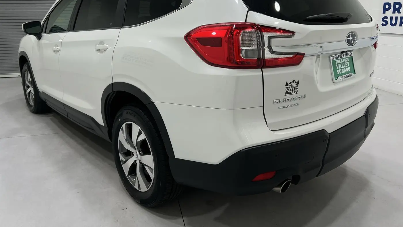 2025 Subaru Ascent Premium 8-Passenger