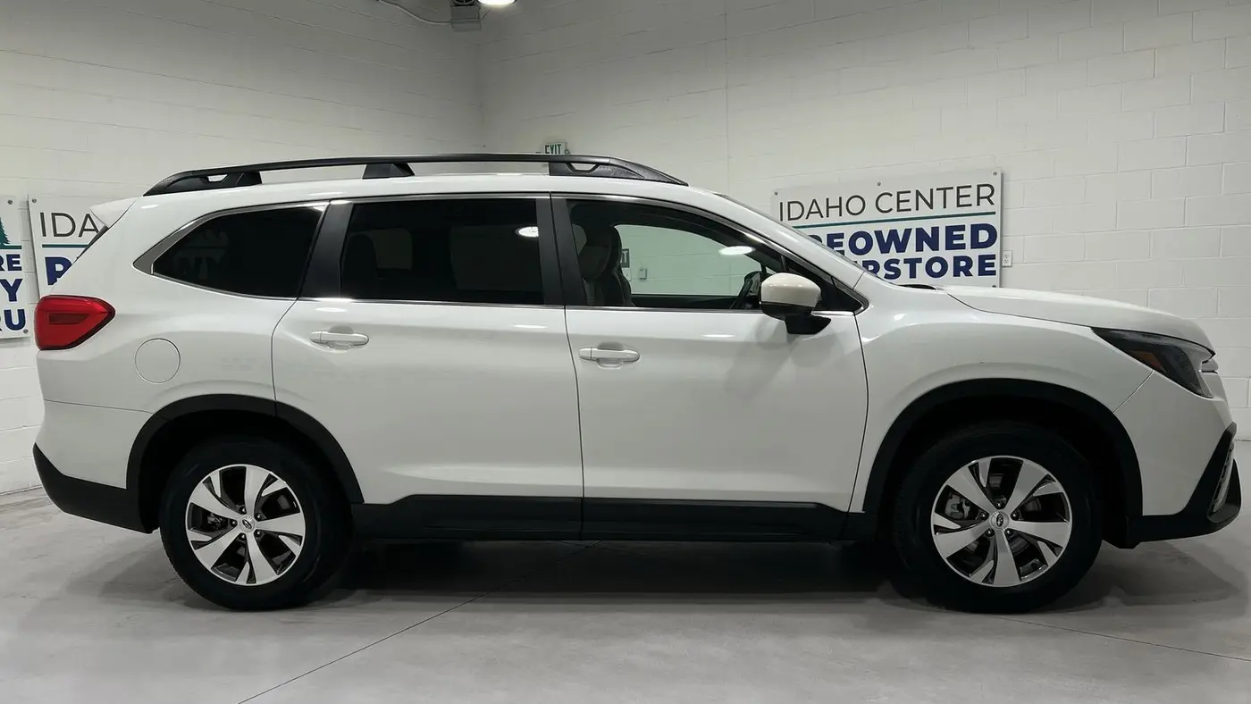 2025 Subaru Ascent Premium 8-Passenger