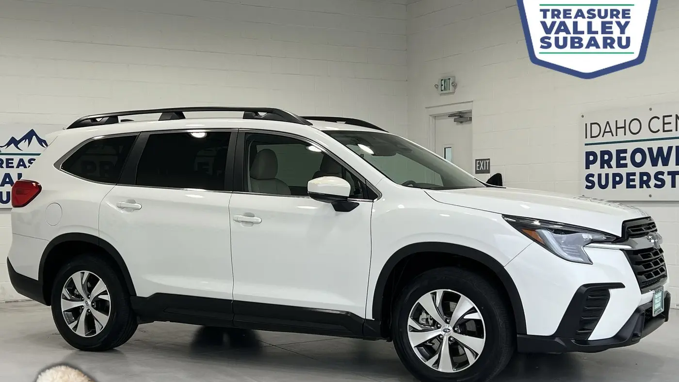 Preowned 2025 Subaru Ascent Premium 8-Passenger for Sale