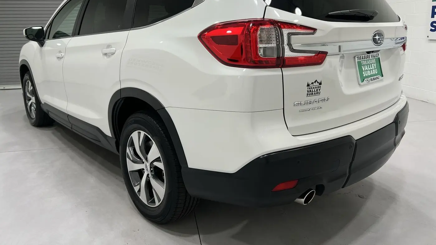 2025 Subaru Ascent Premium 8-Passenger