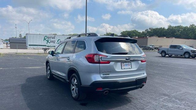 2025 Subaru Ascent Premium 8-Passenger