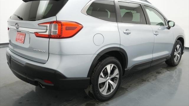 2023 Subaru Ascent Premium 8-Passenger