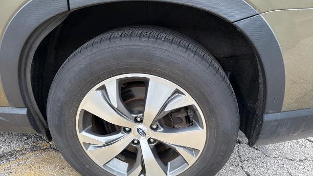 2023 Subaru Ascent Premium 8-Passenger
