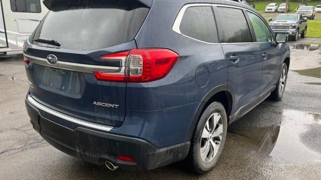 2023 Subaru Ascent Premium 8-Passenger
