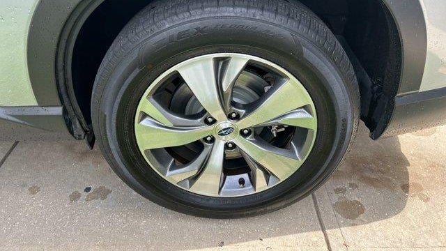 2022 Subaru Ascent Premium 8-Passenger