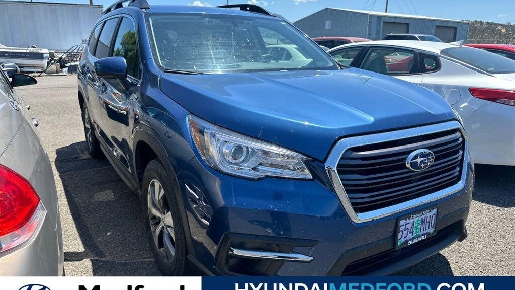 Preowned 2022 Subaru Ascent Premium 8-Passenger for Sale