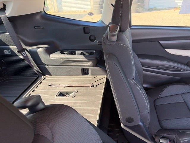 2022 Subaru Ascent - $24,403