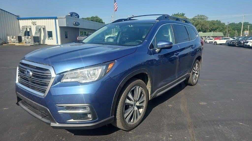 Preowned 2020 Subaru Ascent Limited 8-Passenger for Sale