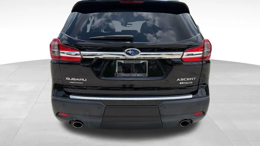 2022 Subaru Ascent Limited 8-Passenger