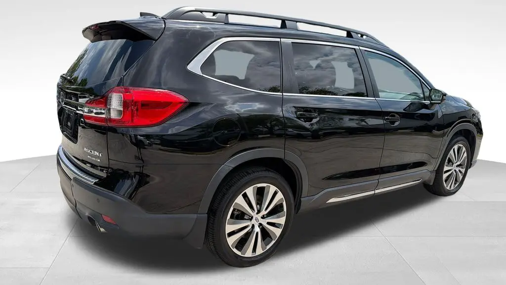 2022 Subaru Ascent Limited 8-Passenger
