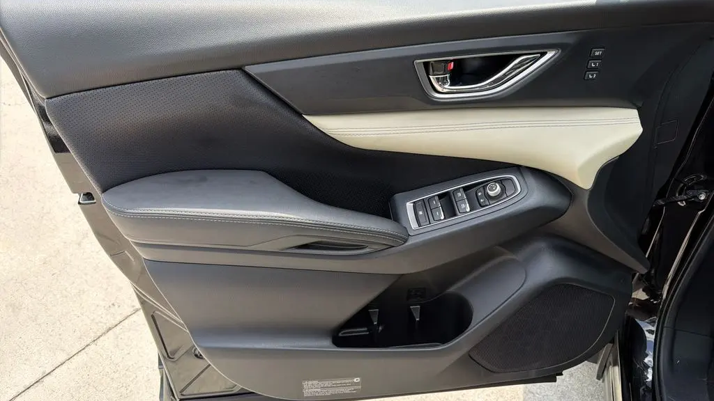 2022 Subaru Ascent Limited 8-Passenger