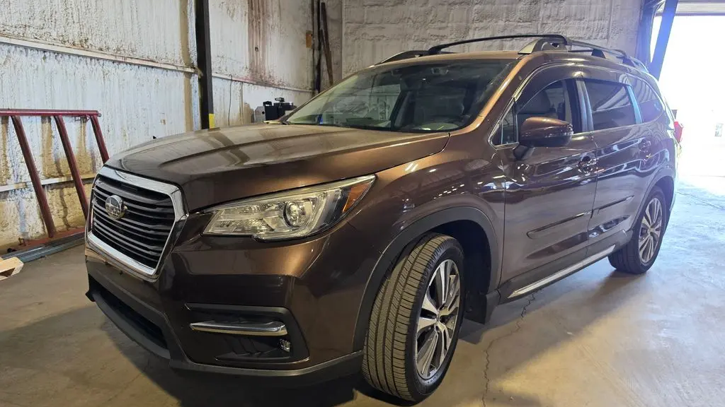 Preowned 2019 Subaru Ascent Limited 8-Passenger for Sale