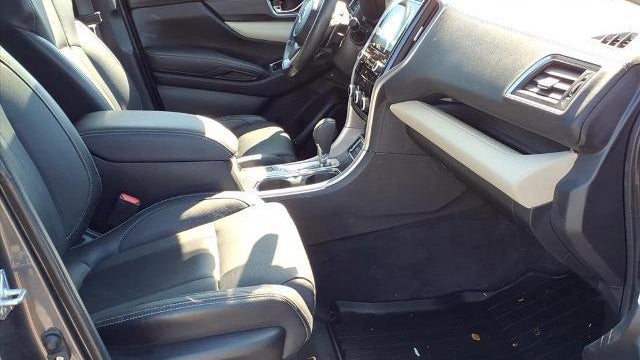 2022 Subaru Ascent Limited 8-Passenger