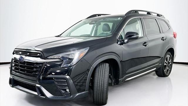 Preowned 2023 Subaru Ascent Limited 8-Passenger for Sale