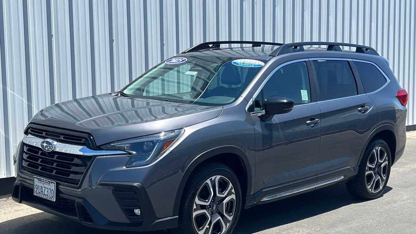 Preowned 2025 Subaru Ascent Limited 7-Passenger for Sale