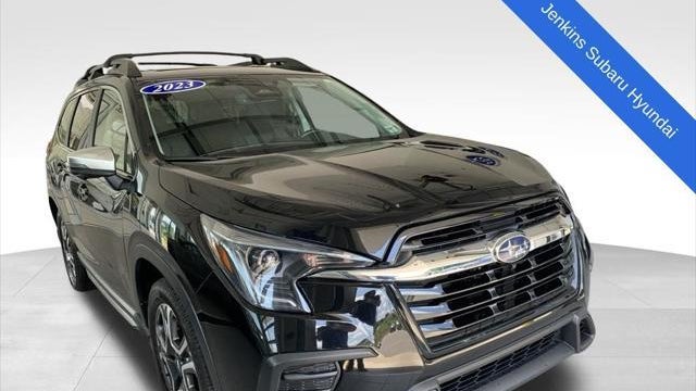 Preowned 2023 Subaru Ascent Limited 8-Passenger for Sale