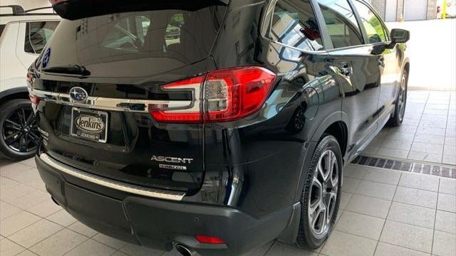 2023 Subaru Ascent Limited 8-Passenger
