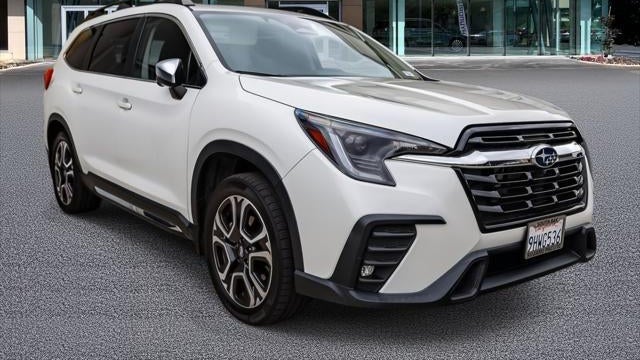Preowned 2023 Subaru Ascent Limited 8-Passenger for Sale