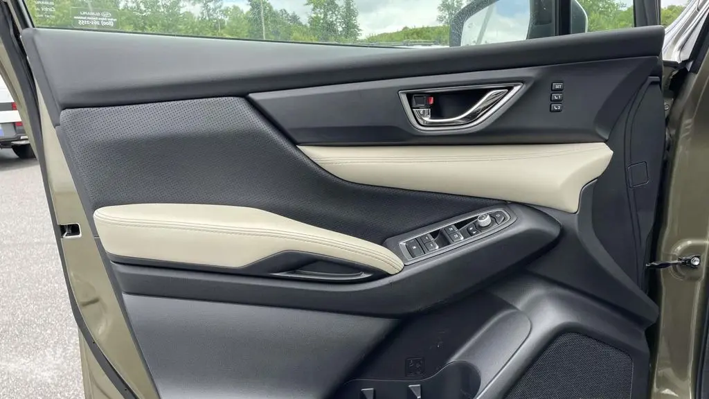 2023 Subaru Ascent Limited 8-Passenger