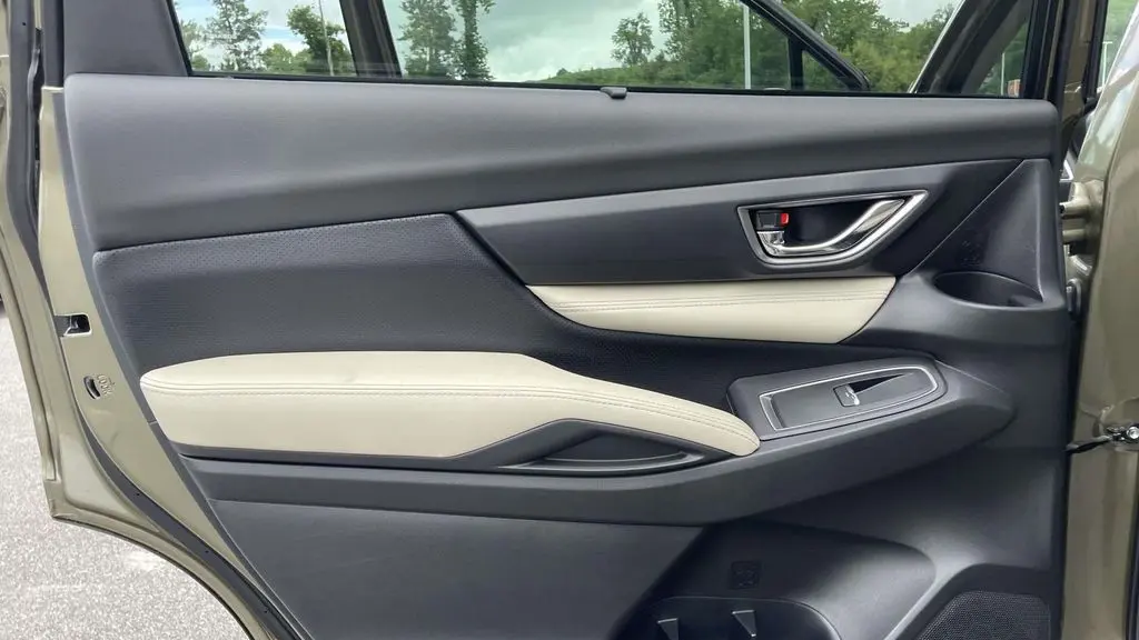 2023 Subaru Ascent Limited 8-Passenger