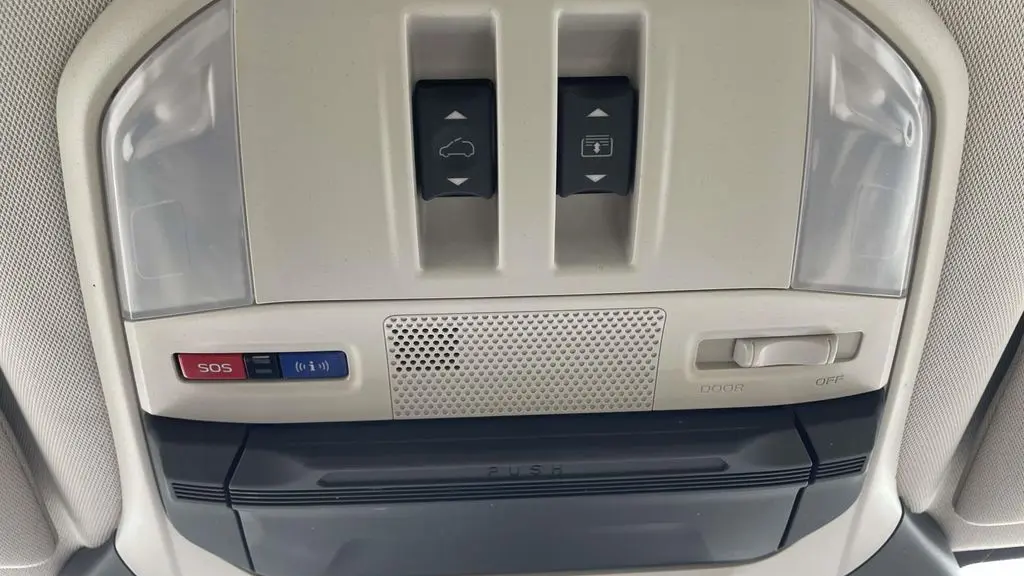 2023 Subaru Ascent Limited 8-Passenger