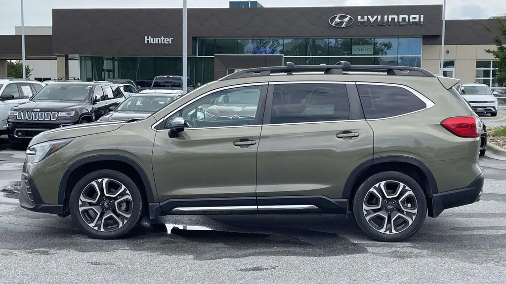 2023 Subaru Ascent Limited 8-Passenger