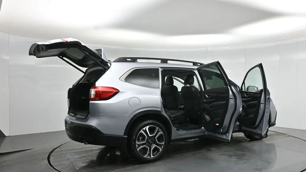 2023 Subaru Ascent Limited 8-Passenger