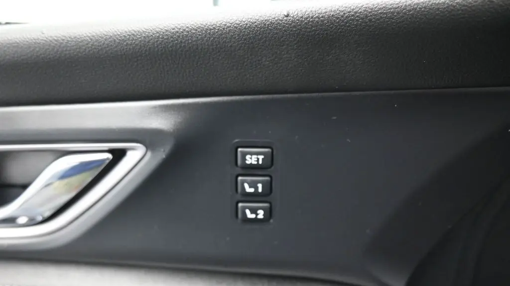 2023 Subaru Ascent Limited 8-Passenger