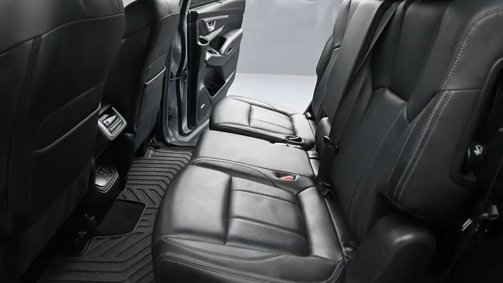 2023 Subaru Ascent Limited 8-Passenger