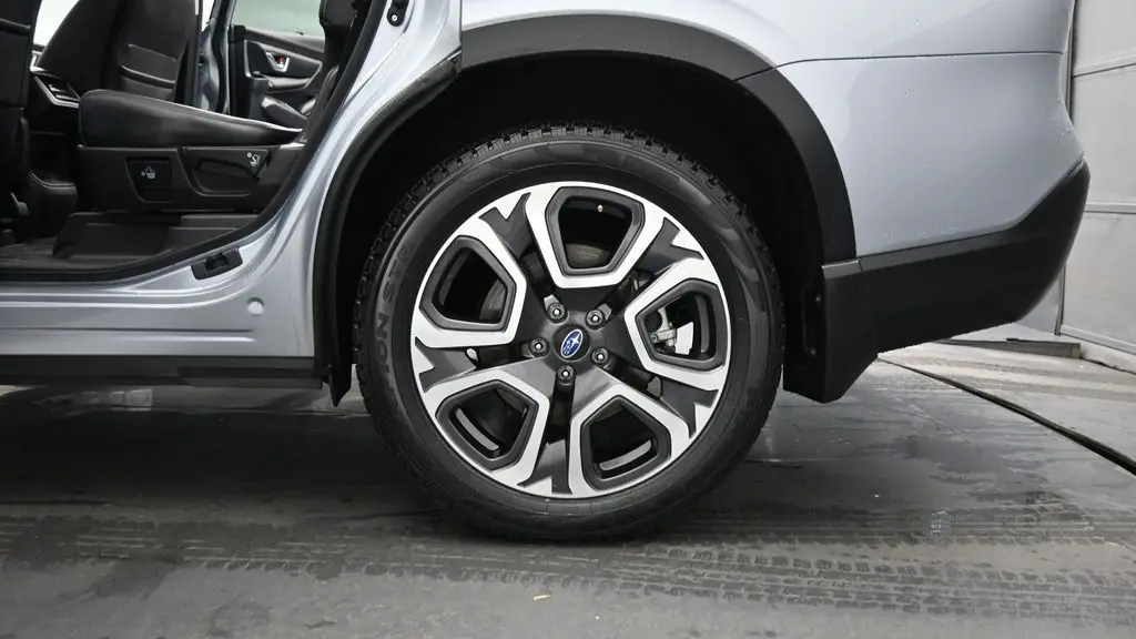 2023 Subaru Ascent Limited 8-Passenger