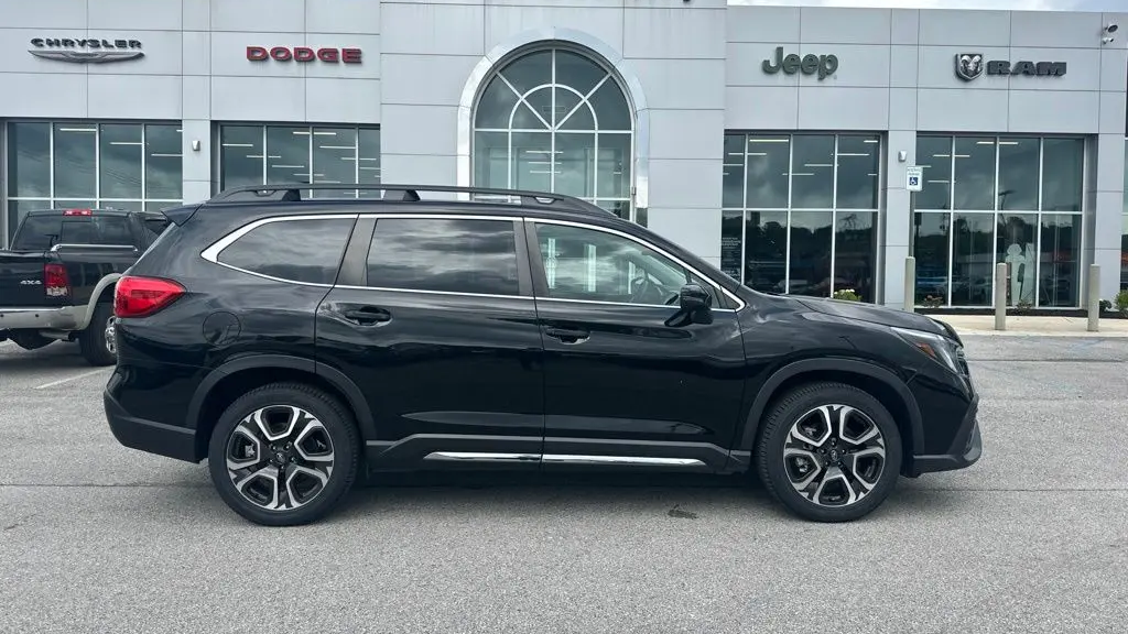 Preowned 2023 Subaru Ascent Limited 7-Passenger for Sale