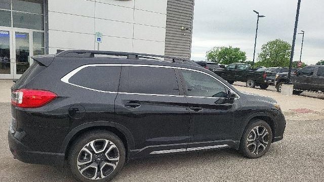 2024 Subaru Ascent Limited 7-Passenger