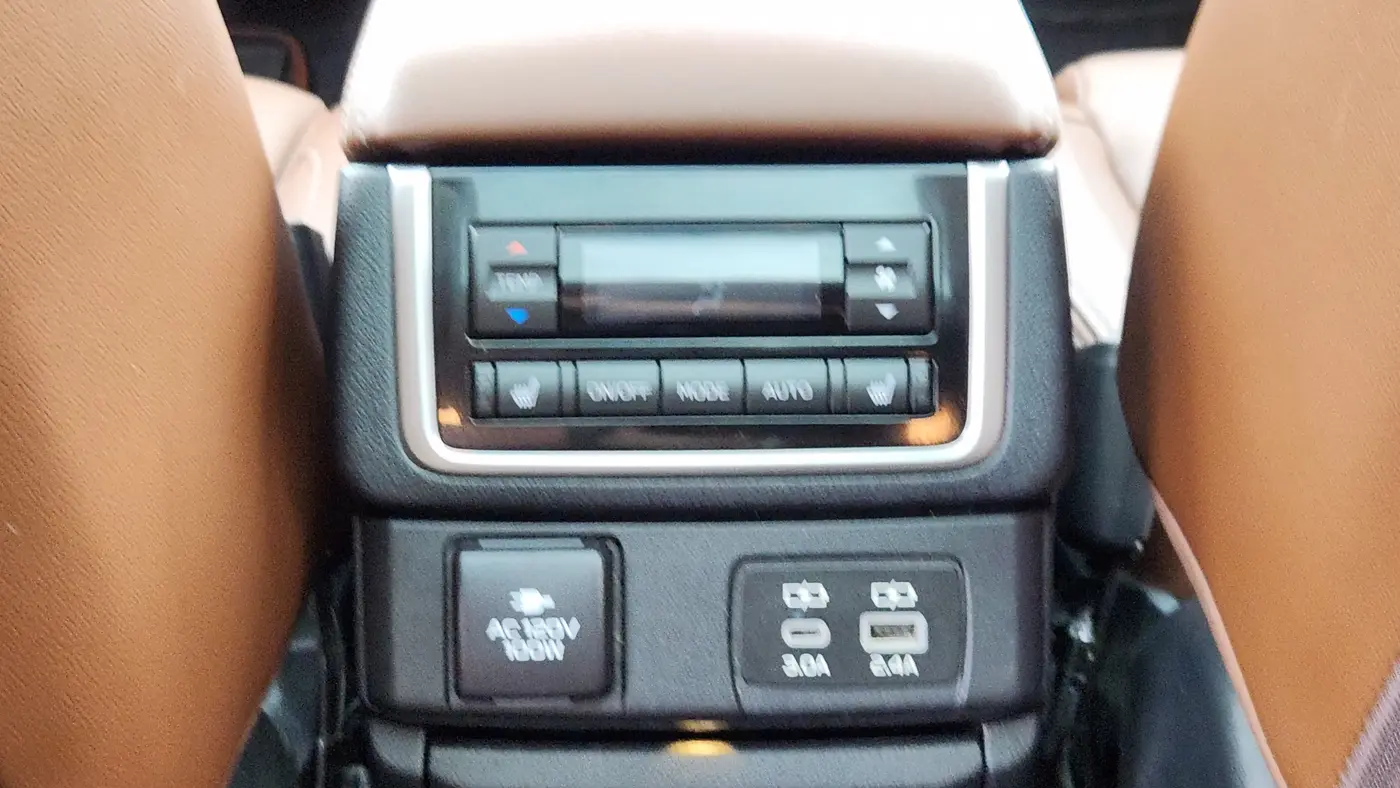 2023 Subaru Ascent Touring