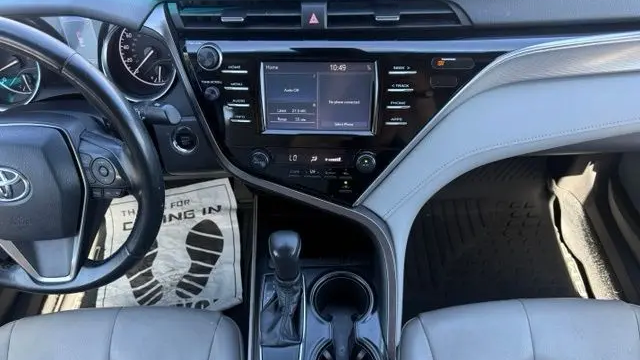 2018 Toyota Camry SE