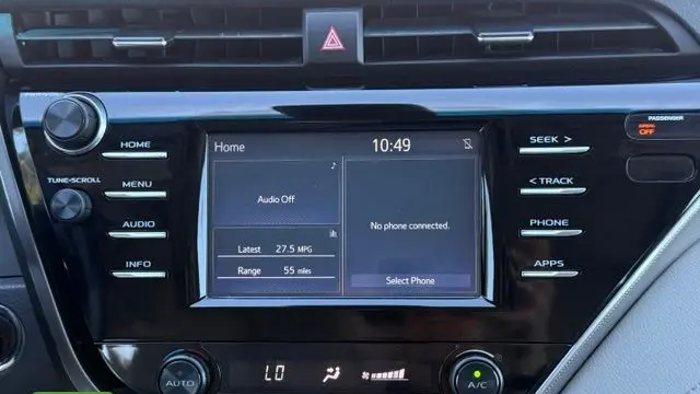 2018 Toyota Camry SE