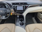 2018 Camry Thumbnail 15