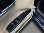 2018 Camry Thumbnail 18