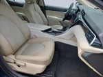 2018 Camry Thumbnail 32