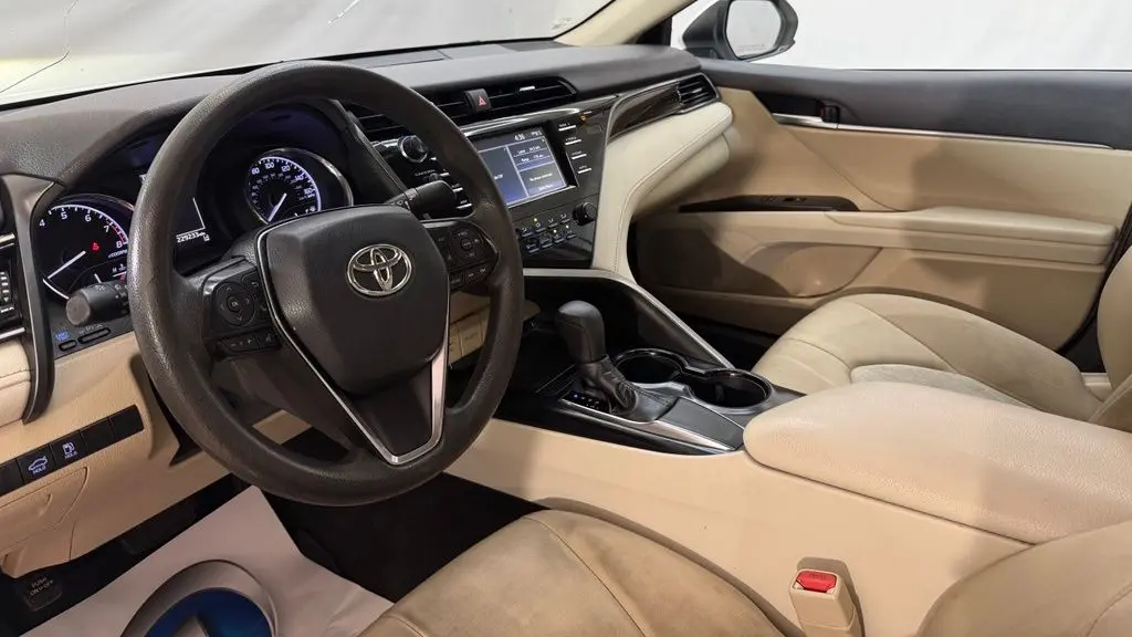 2019 Toyota Camry SE