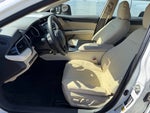 2019 Camry Thumbnail 10
