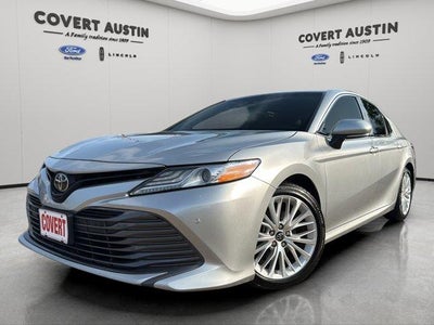 2018 Toyota Camry SE 4DR Sedan