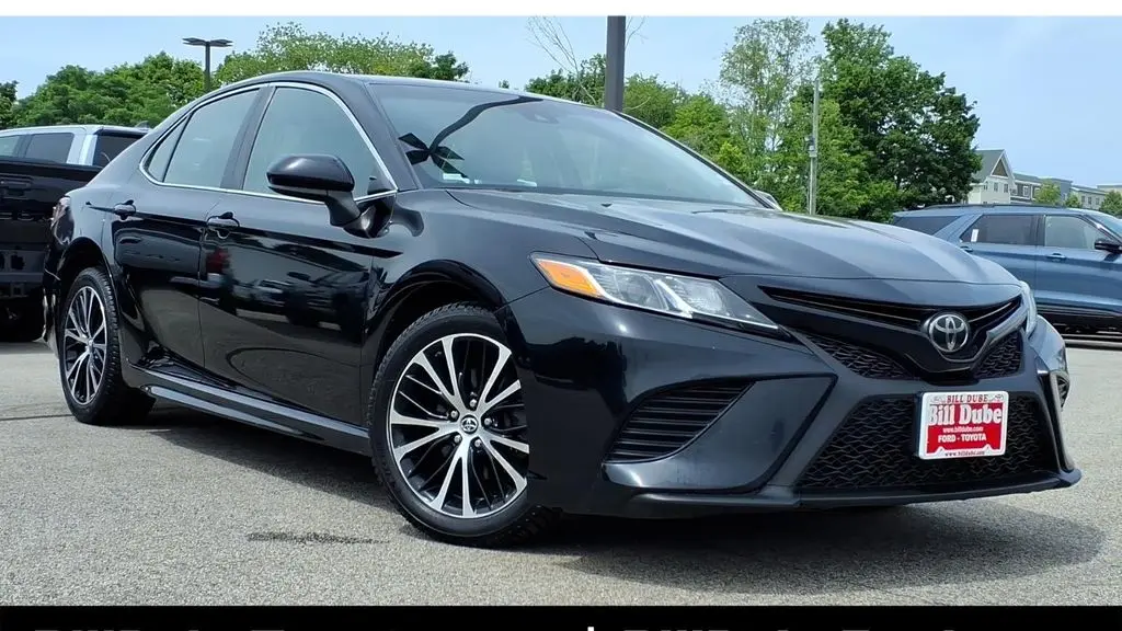 Preowned 2018 Toyota Camry SE for Sale