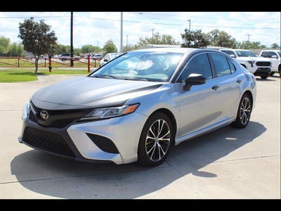 2018 Toyota Camry SE 4DR Sedan