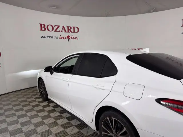 2019 Toyota Camry - $16,500