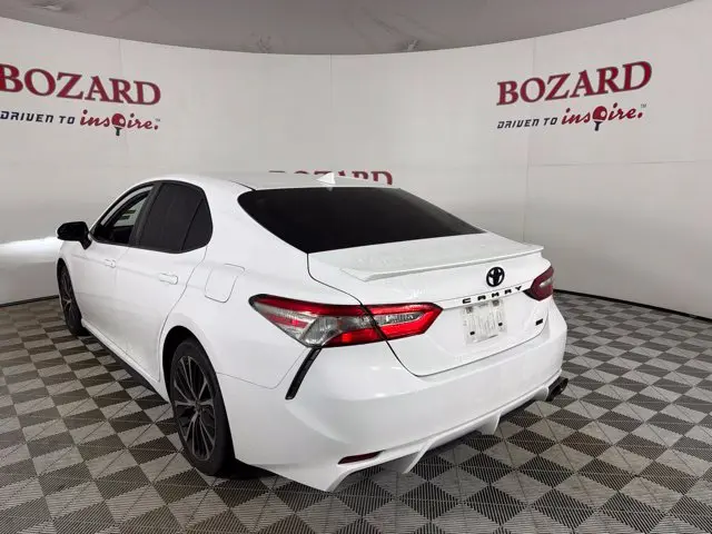 2019 Toyota Camry - $16,500