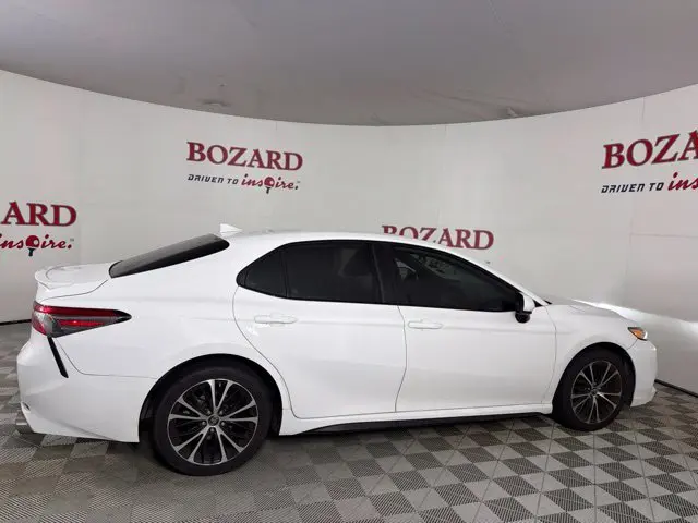2019 Toyota Camry - $16,500